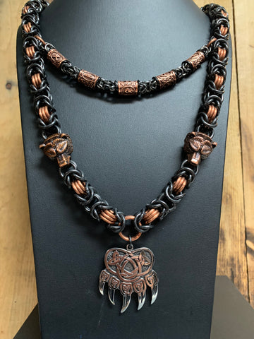 Bear claw chainmail necklace