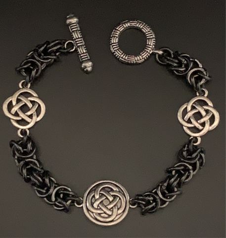 Celtic knot chainmail bracelet